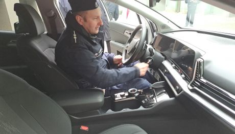 Nowy nieoznakowany radiowóz mają ostrowieccy policjanci 
