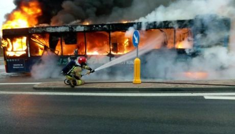 Pożar miejskiego autobusu w Kielcach