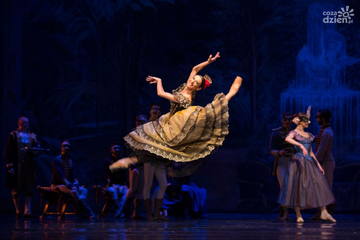 Artystyczne przywitanie Nowego Roku w Skarżysku