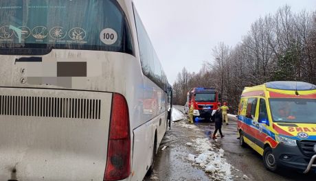 Szybka akcja ratująca nieprzytomnego kierowcę autobusu