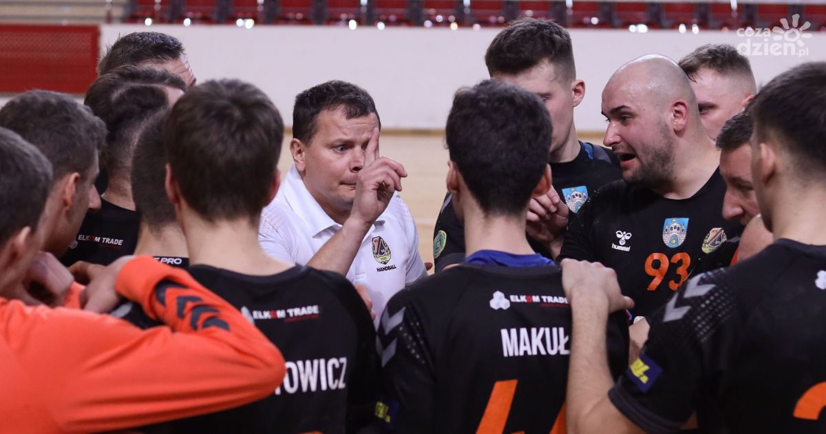 Wojownicy wygrywają z liderem