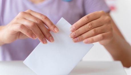 Jakie wymogi powinna spełniać urna wyborcza?