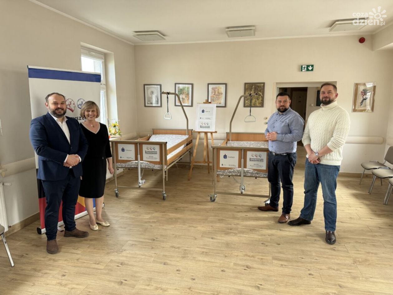 Nowe łóżka rehabilitacyjne w DPS-ie im. św. Brata Alberta w Kielcach