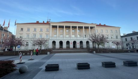 PKW podało dane do godziny 17. Najwyższa frekwencja w naszym województwie