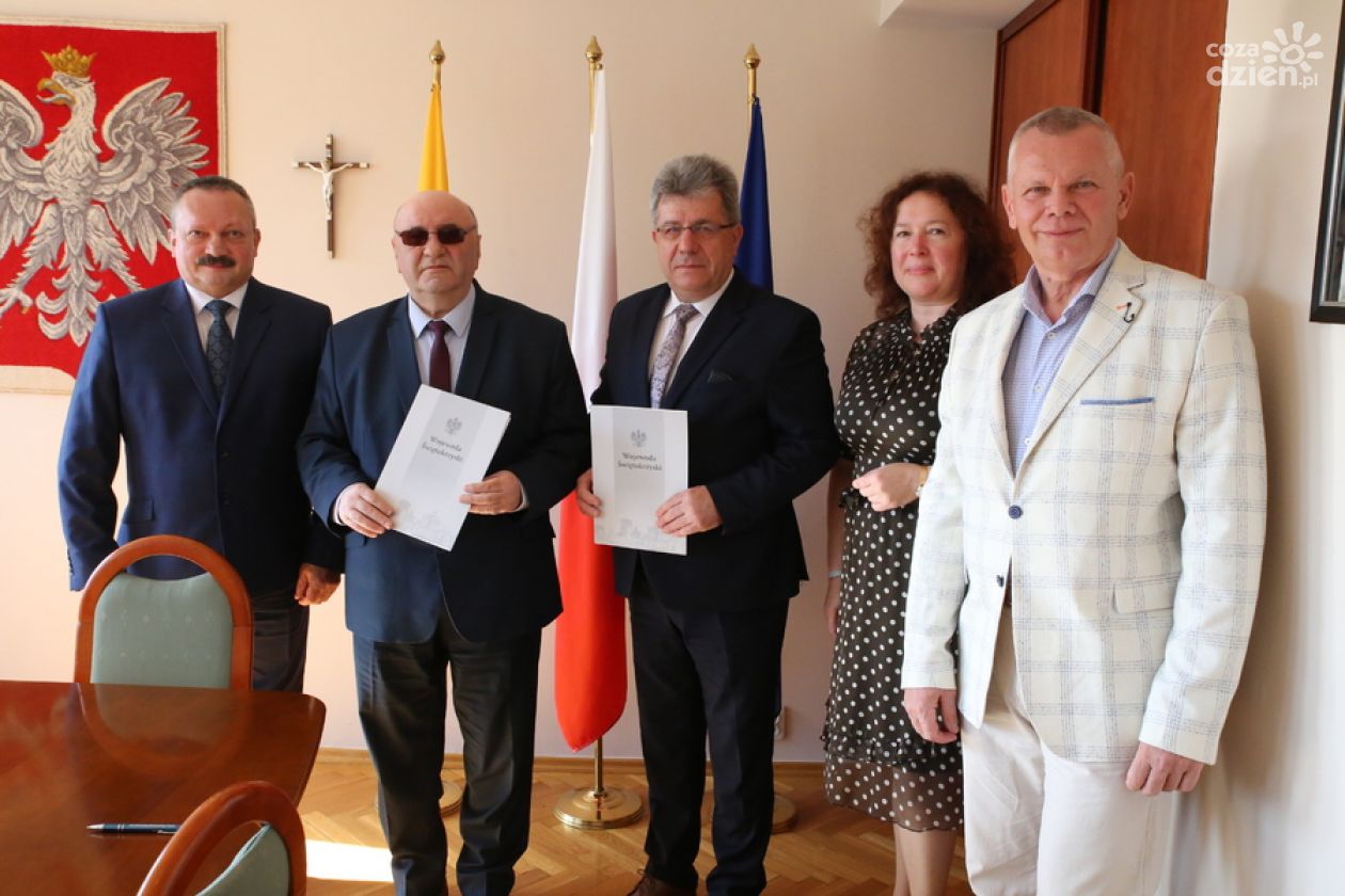 Nowoczesny samochód dla strażaków z Fałkowa