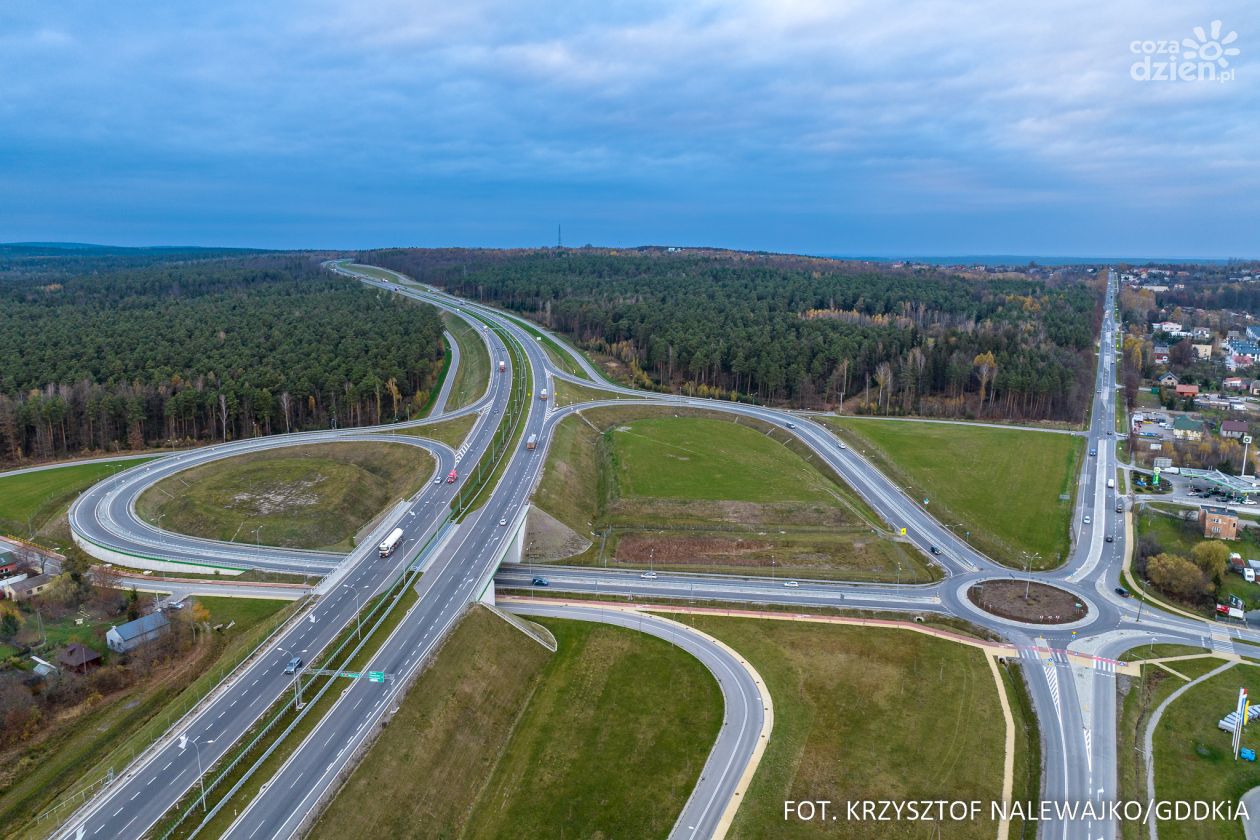 Ponad 100 km nowych dróg i ponad 2 mld zł unijnego dofinansowania dla Świętokrzyskiego
