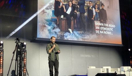 Przemysław Kossakowski na konferencji w Kielcach