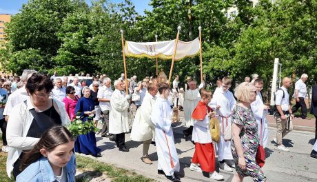 Procesja Bożego Ciała w Kościele Ducha Świętego w Kielcach (zdjęcia)