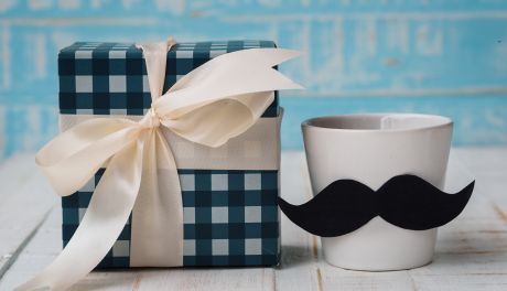 Jak wybrać idealny prezent na Dzień Ojca? Postaw na zestawy Parker z zegarkiem