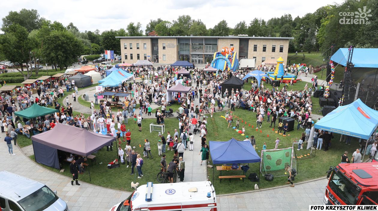 Festyn z okazji Dnia Dziecka w Morawicy (zdjęcia)