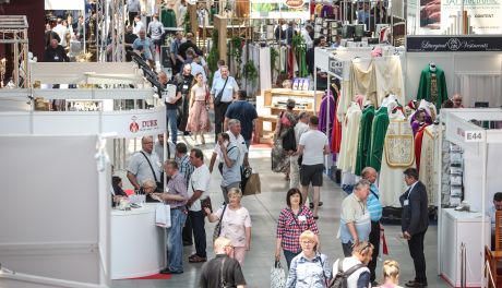 Jubileuszowe Sacroexpo z wystawą i aukcją sztuki, quizem wiedzy religijnej