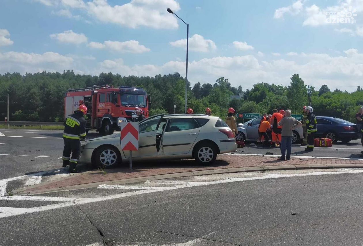 Groźny wypadek na DK 9 w miejscowości Boksycka 