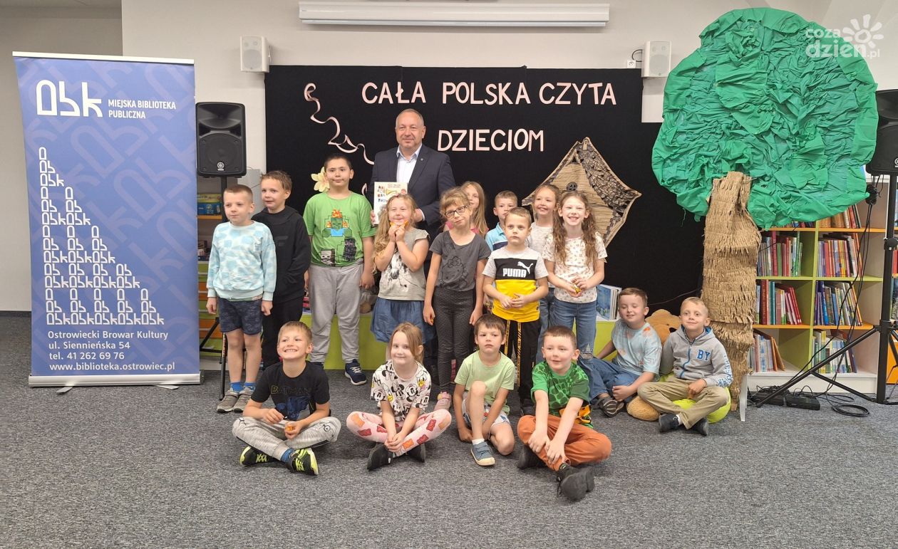 Ostrowczanie też czytają dzieciom