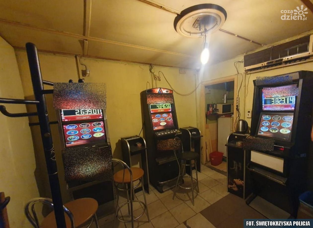 Nielegalne automaty do gry w jednym z kieleckich lokali