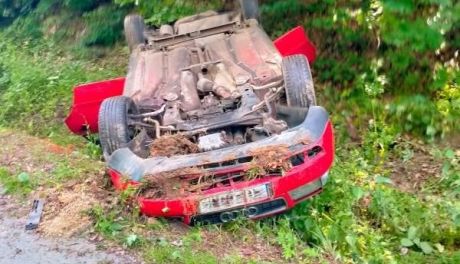 Dachował, nie miał uprawnień i prowadził pod wpływem