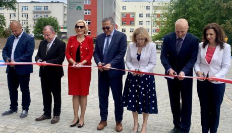 51 kolejnych nowych miejsc parkingowych pod szpitalem w Czerwonej Górze