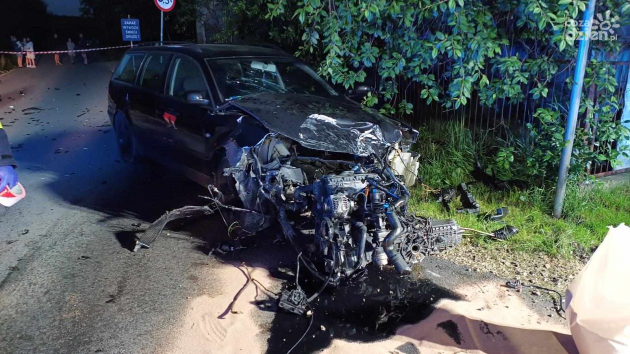 Zderzenie dwóch pojazdów. Cztery osoby w szpitalu