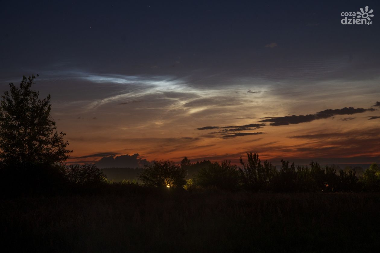 Obłoki srebrzyste zaświeciły nad regionem