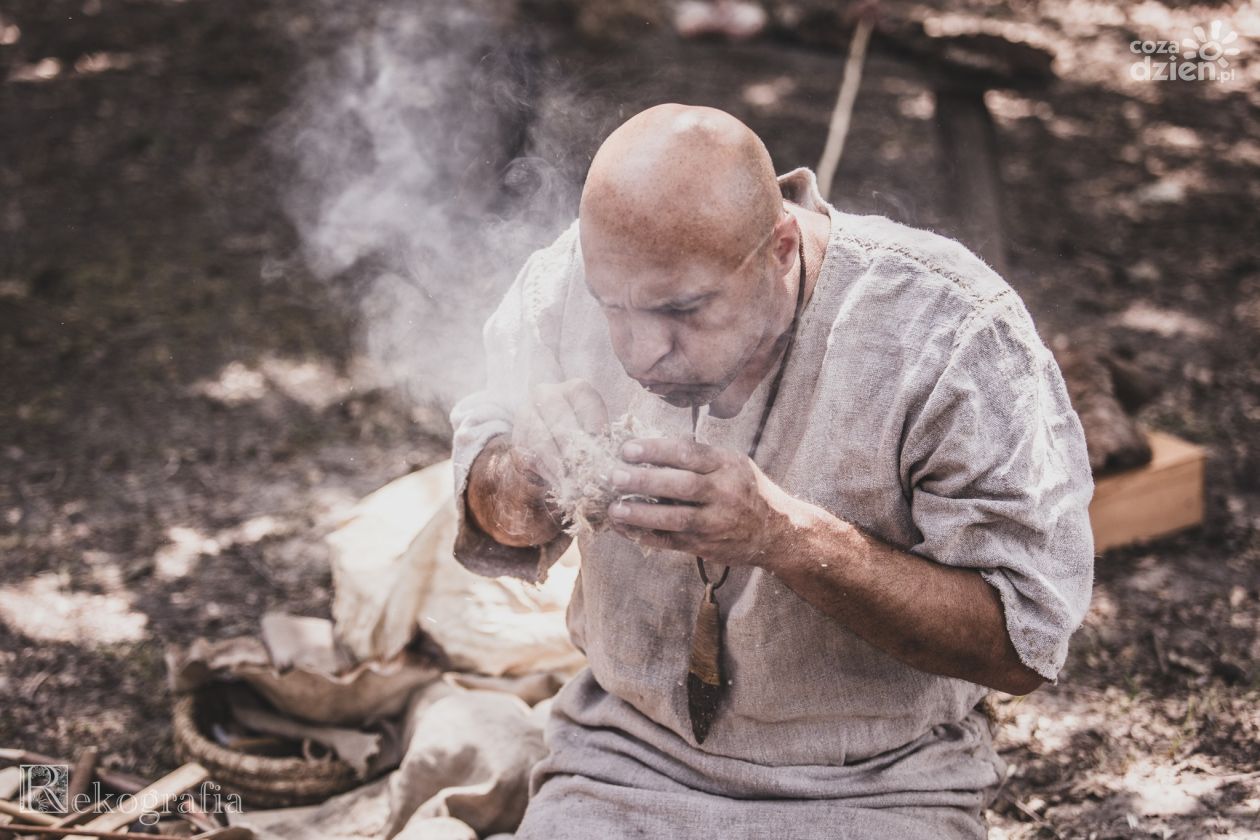 Powrót do epoki kamienia w muzeum i rezerwacie Krzemionki 