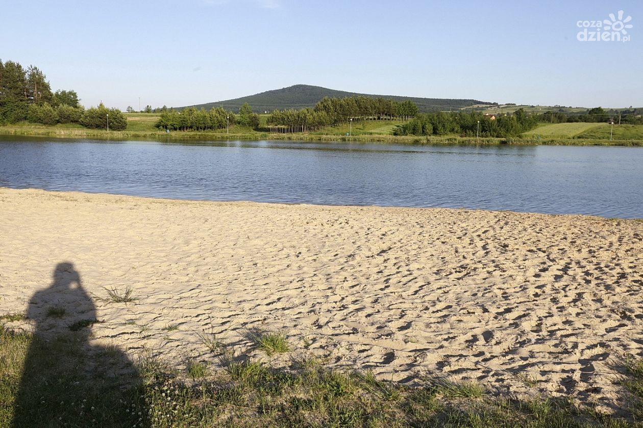 Dlaczego nie wolno kąpać się w zalewie w Wilkowie?