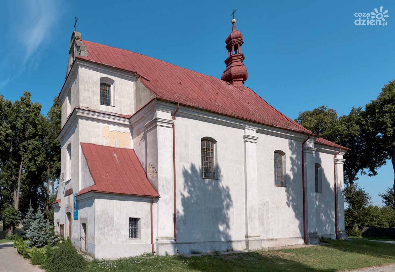 Gmina Sadowie ratuje swoje zabytkowe kościoły  