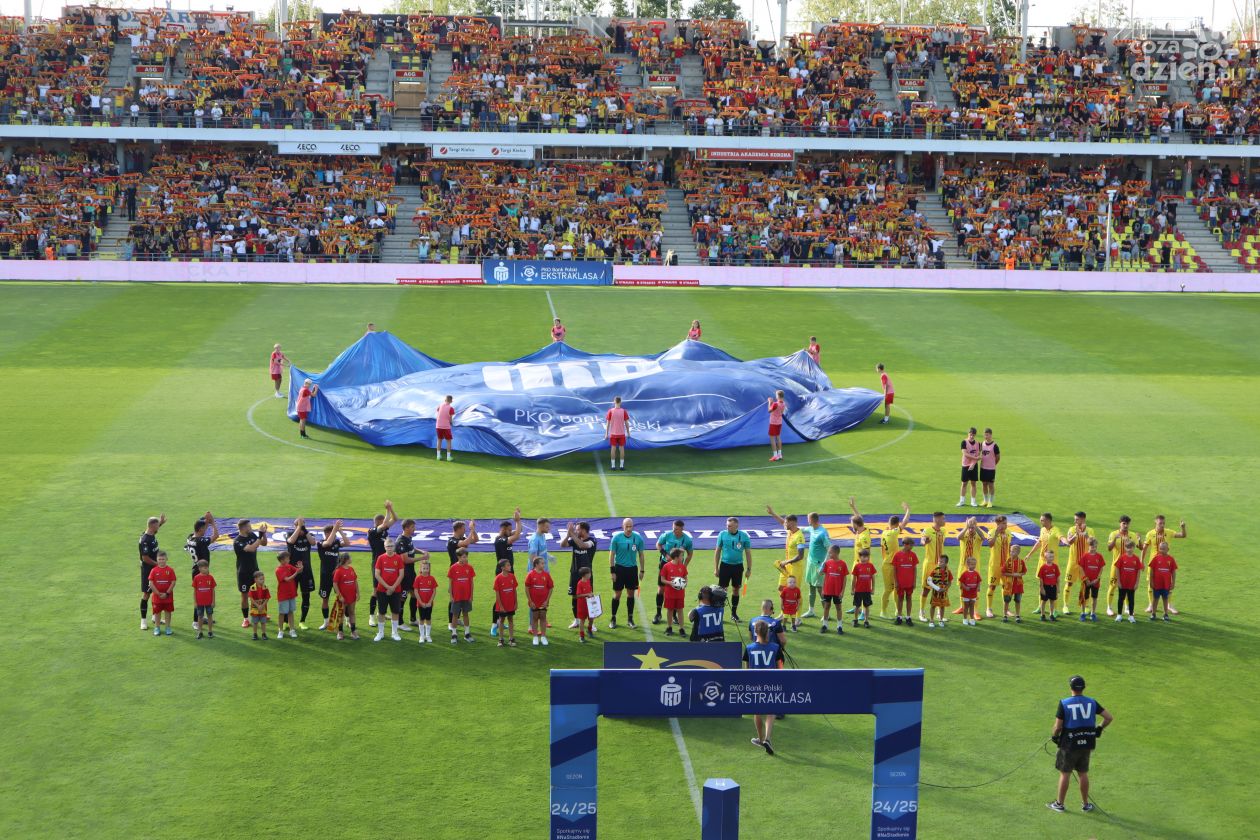 Korona- Cracovia (relacja na żywo)