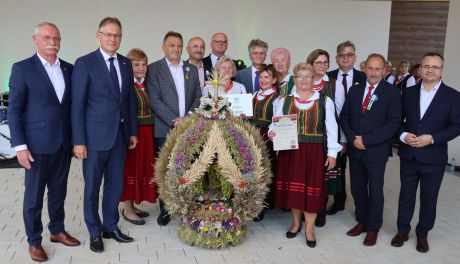 Wieniec dożynkowy z Masłowa okazał się być najpiękniejszym