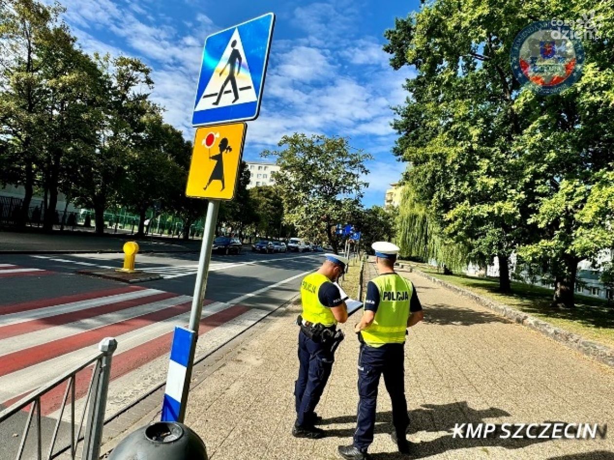 Yanosik ostrzega przed zbliżaniem się do szkoły 