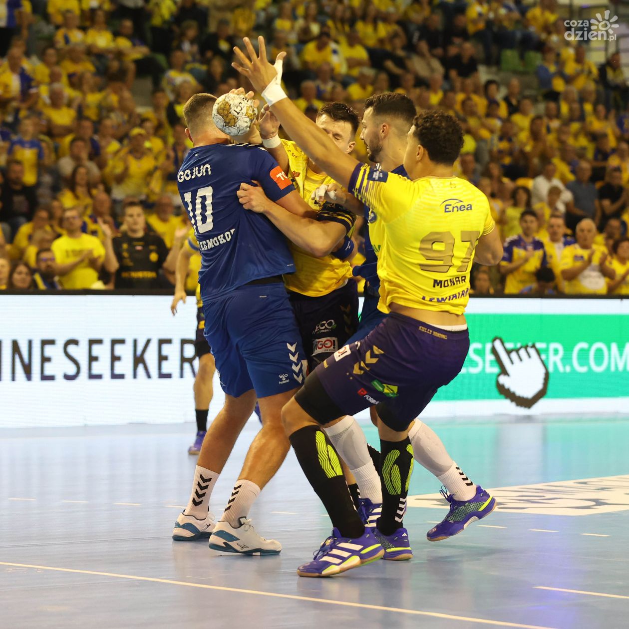 Industria Kielce vs RK Zagrzeb 30-23 (galeria)