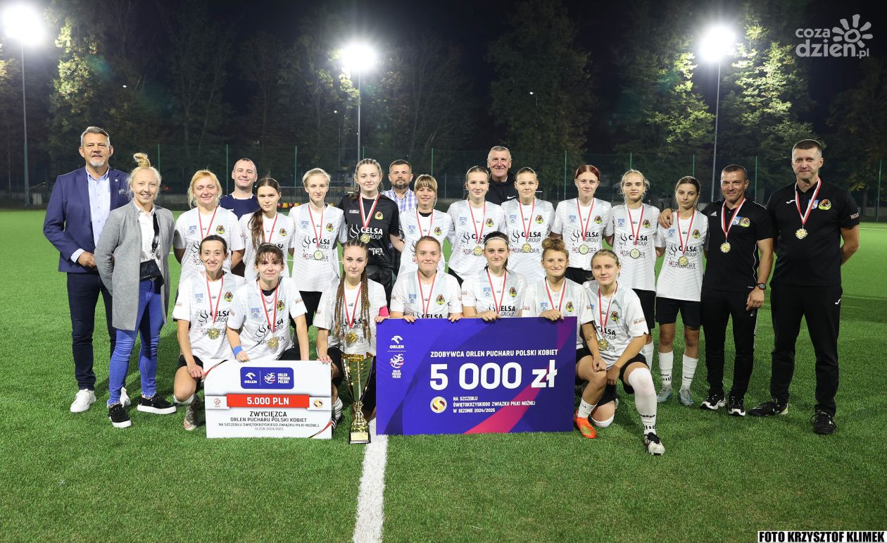 Piłkarki KSZO z Okręgowym Pucharem Polski