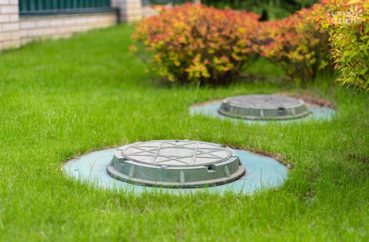 Czy warto przerobić stare szambo na nowoczesną oczyszczalnię?