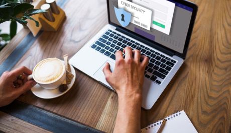 Jak zadbać o bezpieczeństwo swojej strony internetowej?