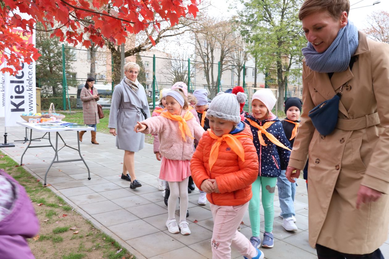 Uroczyste otwarcie zmodernizowanego placu zabaw na Szydłówku 