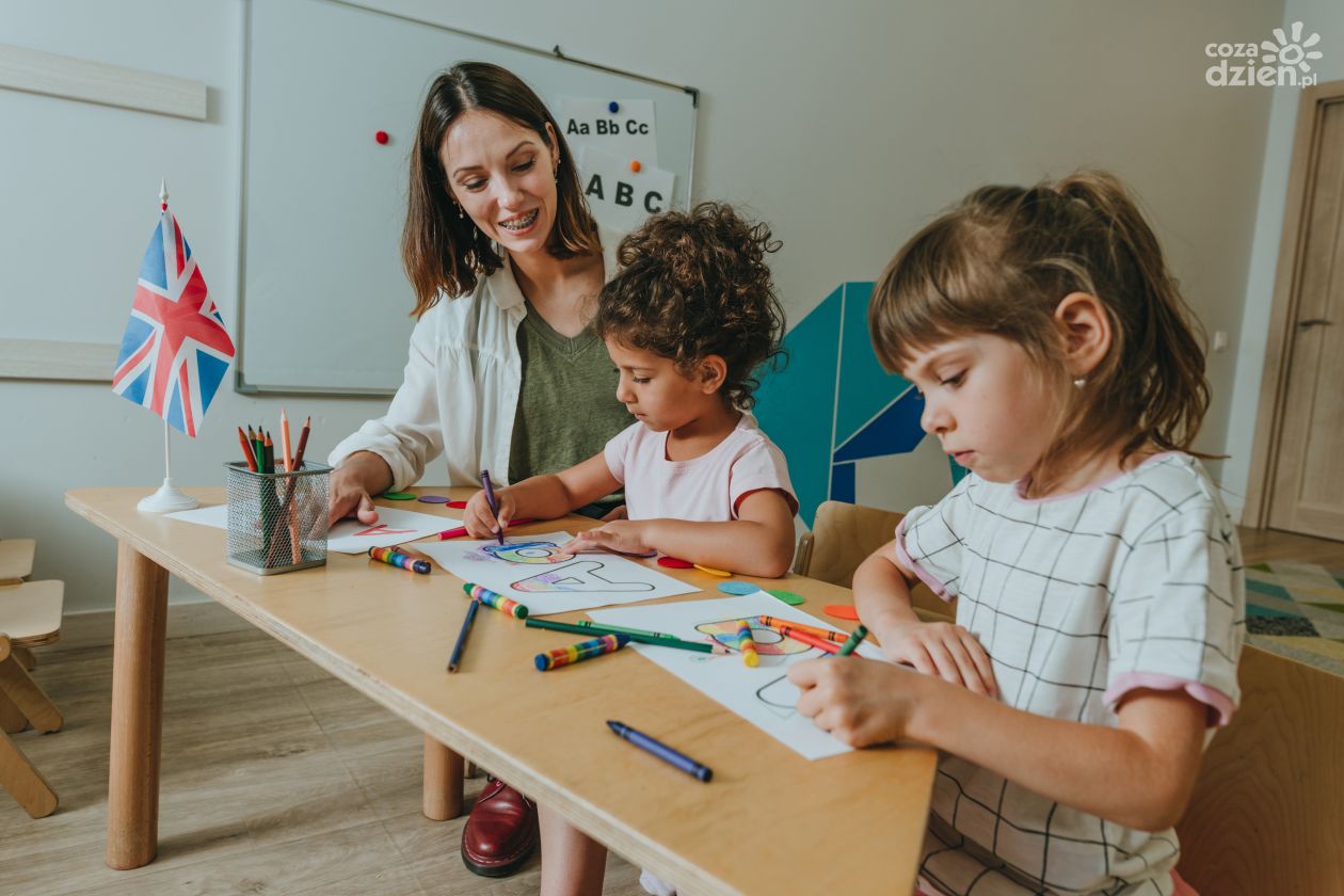 Jak wspierać naukę angielskiego u dzieci w wieku przedszkolnym i wczesnoszkolnym?