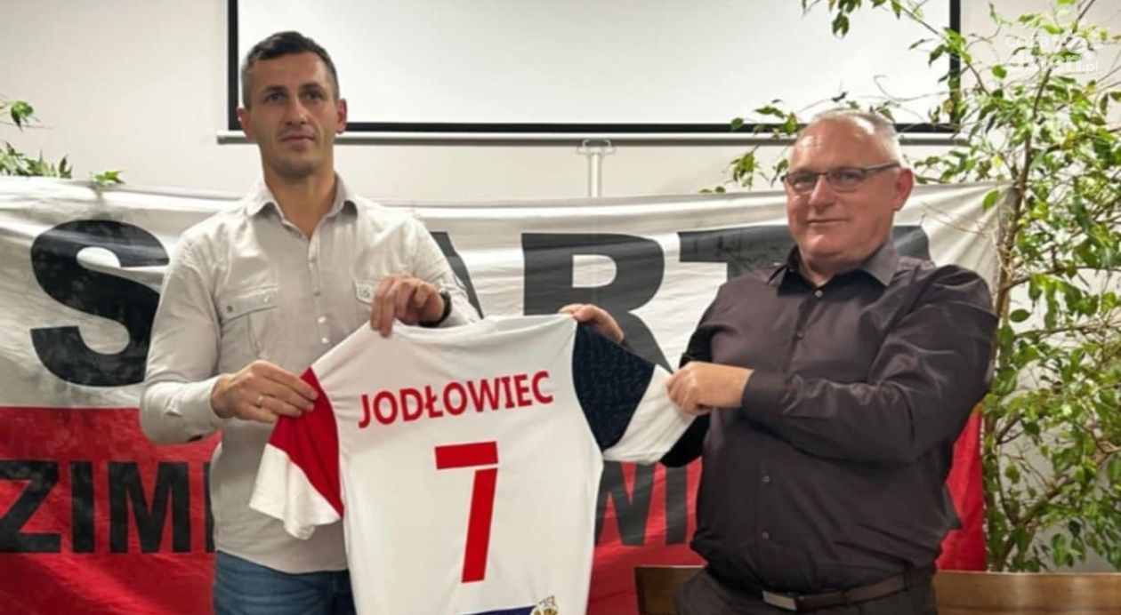 Tomasz Jodłowiec oficjalnie zawodnikiem Sparty Kazimierza Wielka!