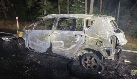 Tragiczny wypadek na drodze krajowej nr 74 w Raszówce. Ofiarą ksiądz.