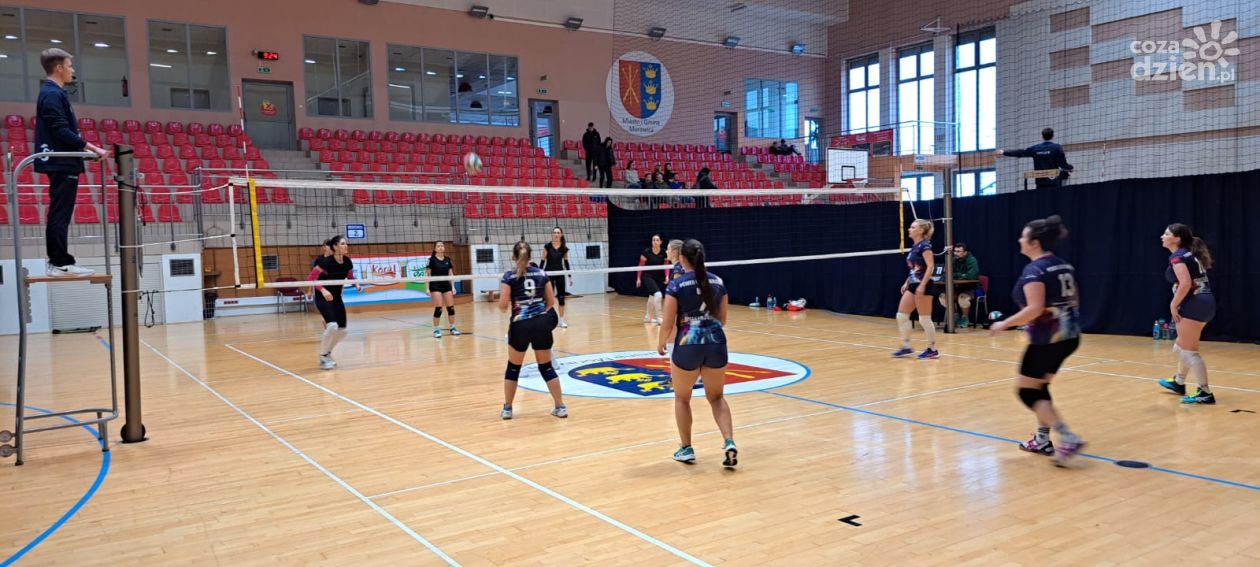 Kociaki górą! Półmetek Morawickiej Ligi Siatkówki Kobiet i Mężczyzn 