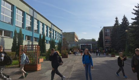 Jest konkurs na dyrektora PSP nr 5 w Ostrowcu 