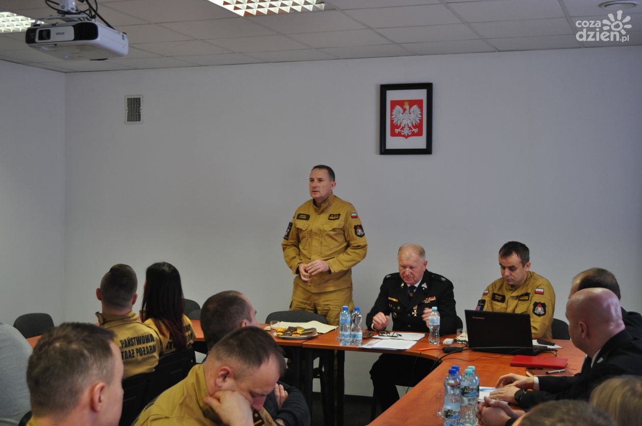 Więcej wyjazdów ale i fałszywych zgłoszeń, to wynika z podsumowania pracy PSP 