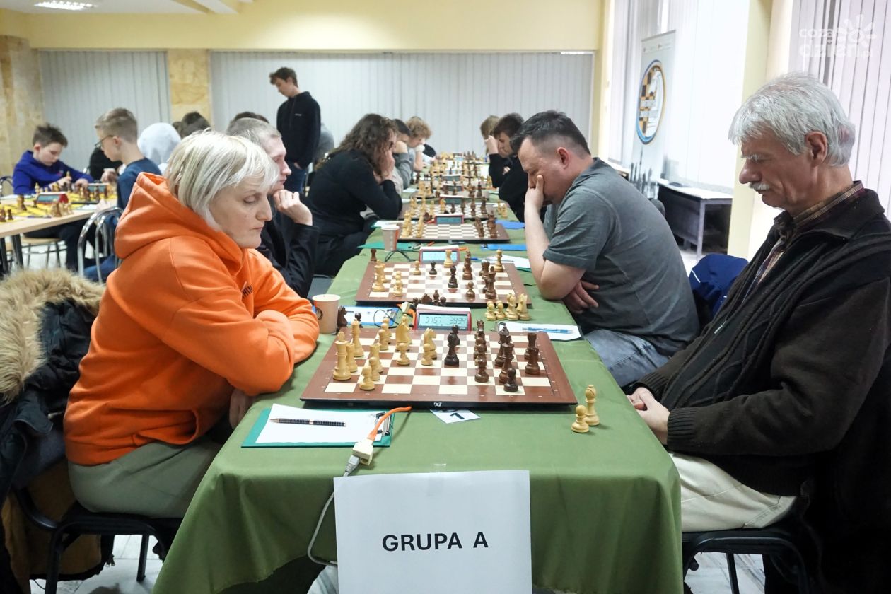 Mistrzostwa Kielc w klasycznych szachach – triumf Leszka Bakalarza