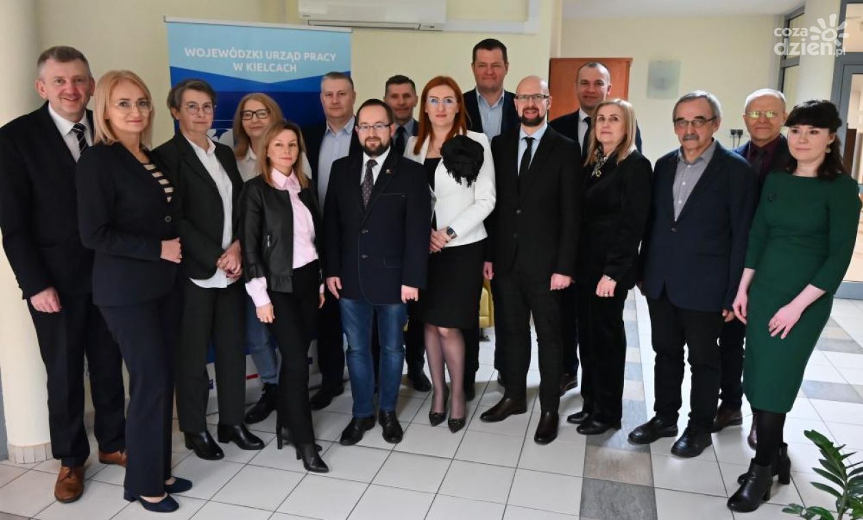  Umowy na aktywizację osób bezrobotnych podpisane