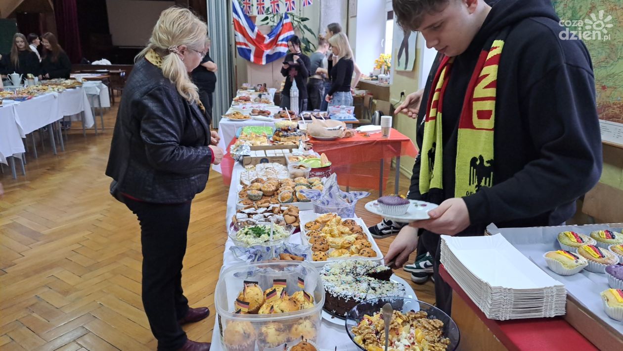 Uczą się języków obcych także dzięki kulinarnym przysmakom 