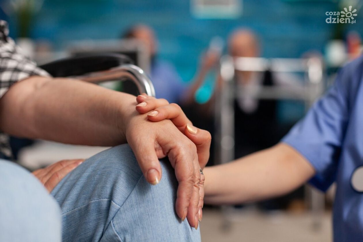 Wszystkie samorządy powiatu ostrowieckiego z funduszami na opiekę wytchnieniową 