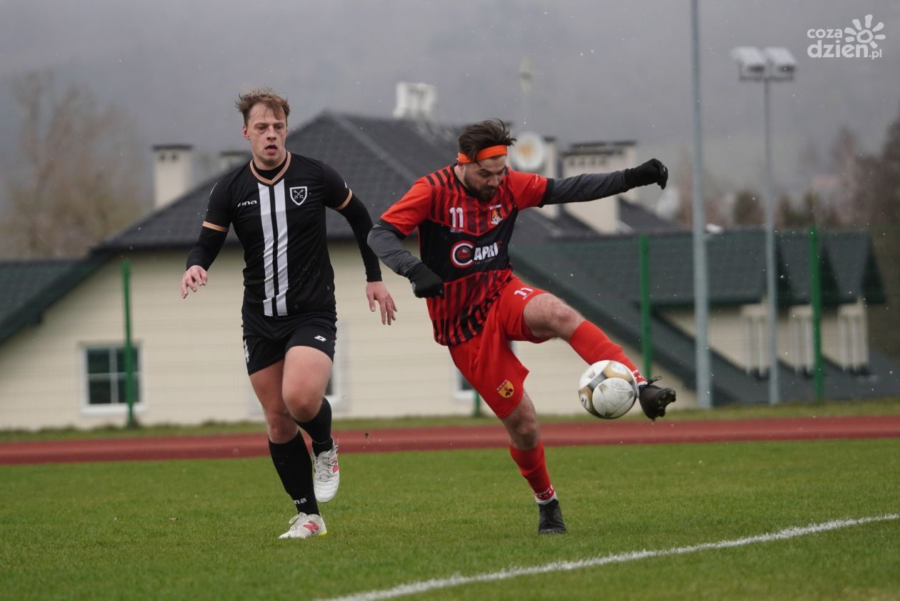 Płomień Wólka Kłucka zmierzy się ze Spartakusem II Daleszyce 