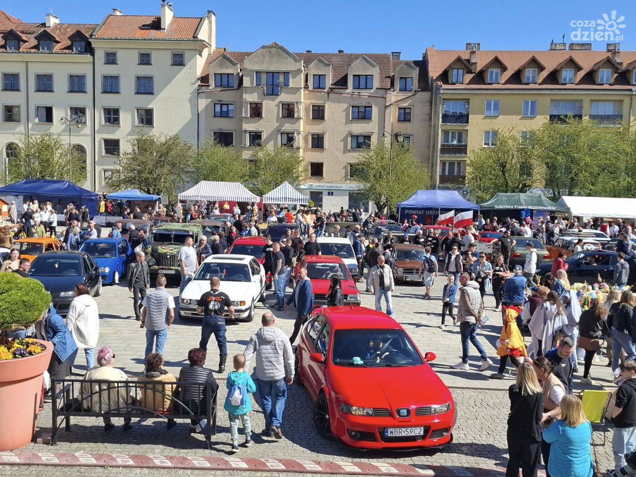 Wielkanocny Ryneczek przyciągnął tłumy (zdjęcia)