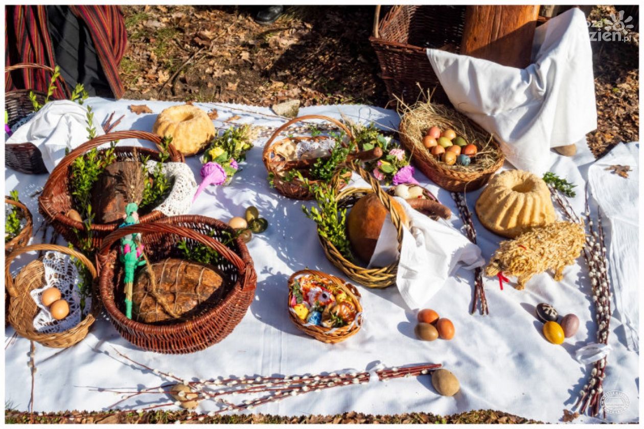 Wielka Sobota w skansenie w Tokarni