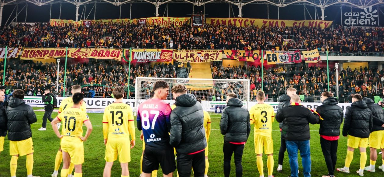 Surowa kara dla Korony za oprawę na meczu z Widzewem
