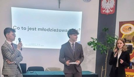 Młodzież z powiatu ostrowieckiego przygotowuje się do utworzenia swojej rady 