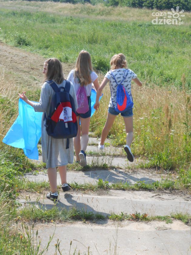Sprzątanie Ostrowca i brzegów Kamiennej 