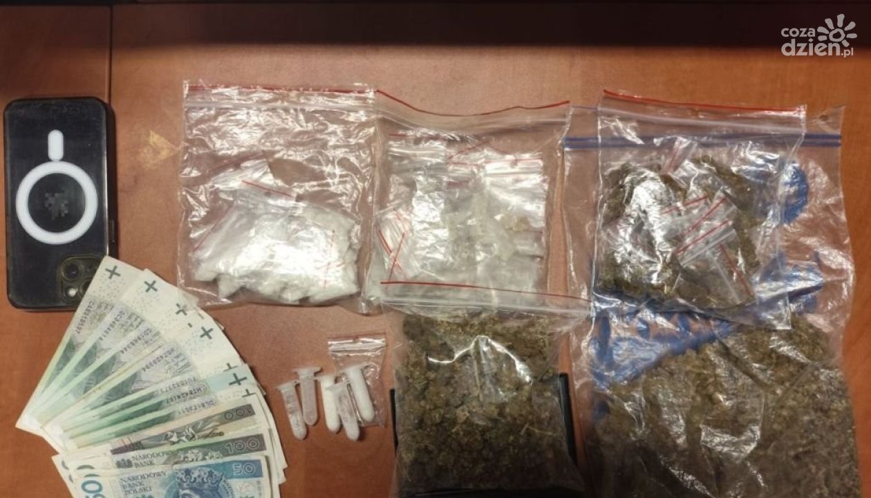 Senior z Końskich handlował narkotykami 